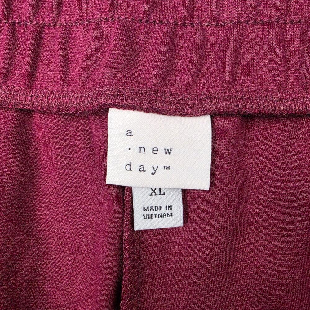 A New Day Pants Womens XL Burgundy Ponte Straight Leg Pull On Pockets Lounge New - Picture 3 of 8